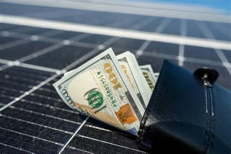 Beneficios de Invertir en Energía Limpia: Ventajas y Oportunidades